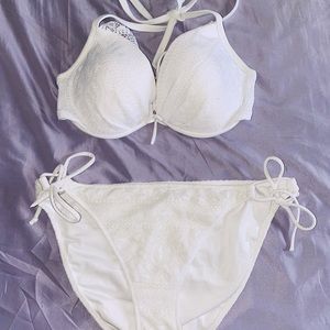 Victoria’s Secret Bikini Set